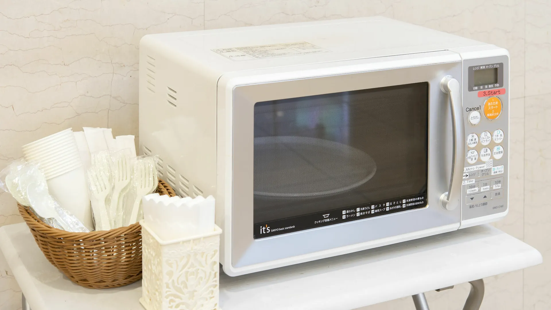 东京滨松町芬迪别墅酒店 東京都 3*,  日本